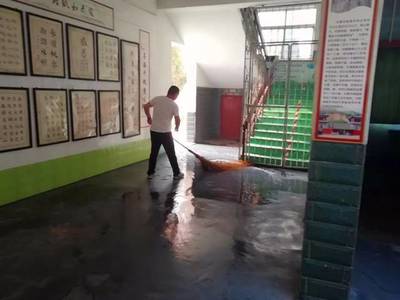 阳光二小新起点 新希望——巩义市第二小学2018秋季一年级新生报名工作掠影